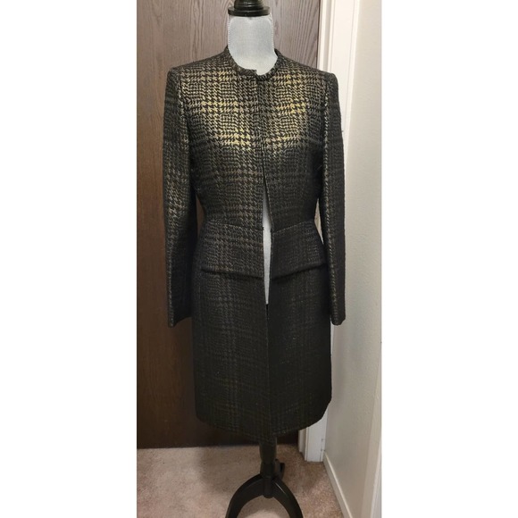 Anne Klein Jackets & Blazers - Ann Kline long dressy brown jacket with gold fibers, shin length, size 8